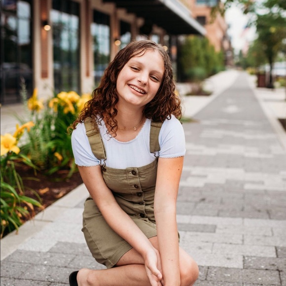 Meet your Posher, Mikenzie - Picture 3 of 11